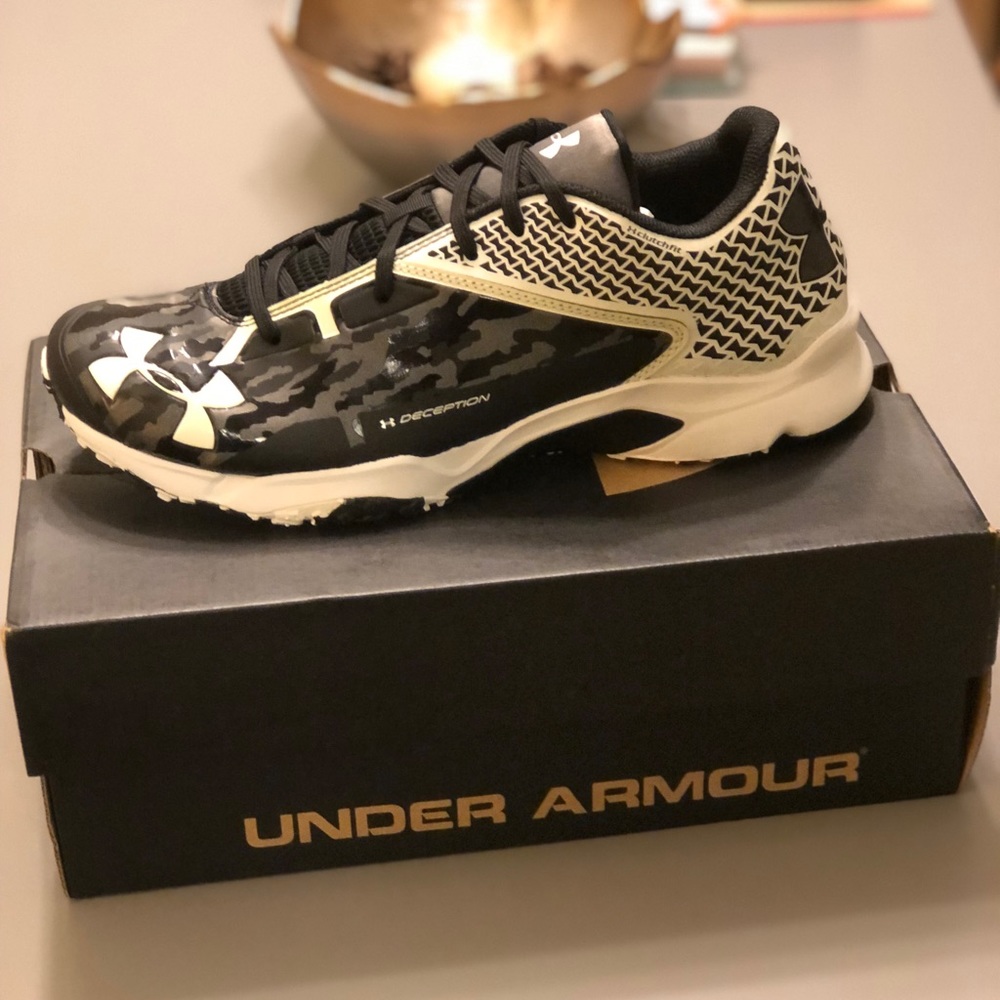 Men’s Under Armour Size 12 Camo Trainers